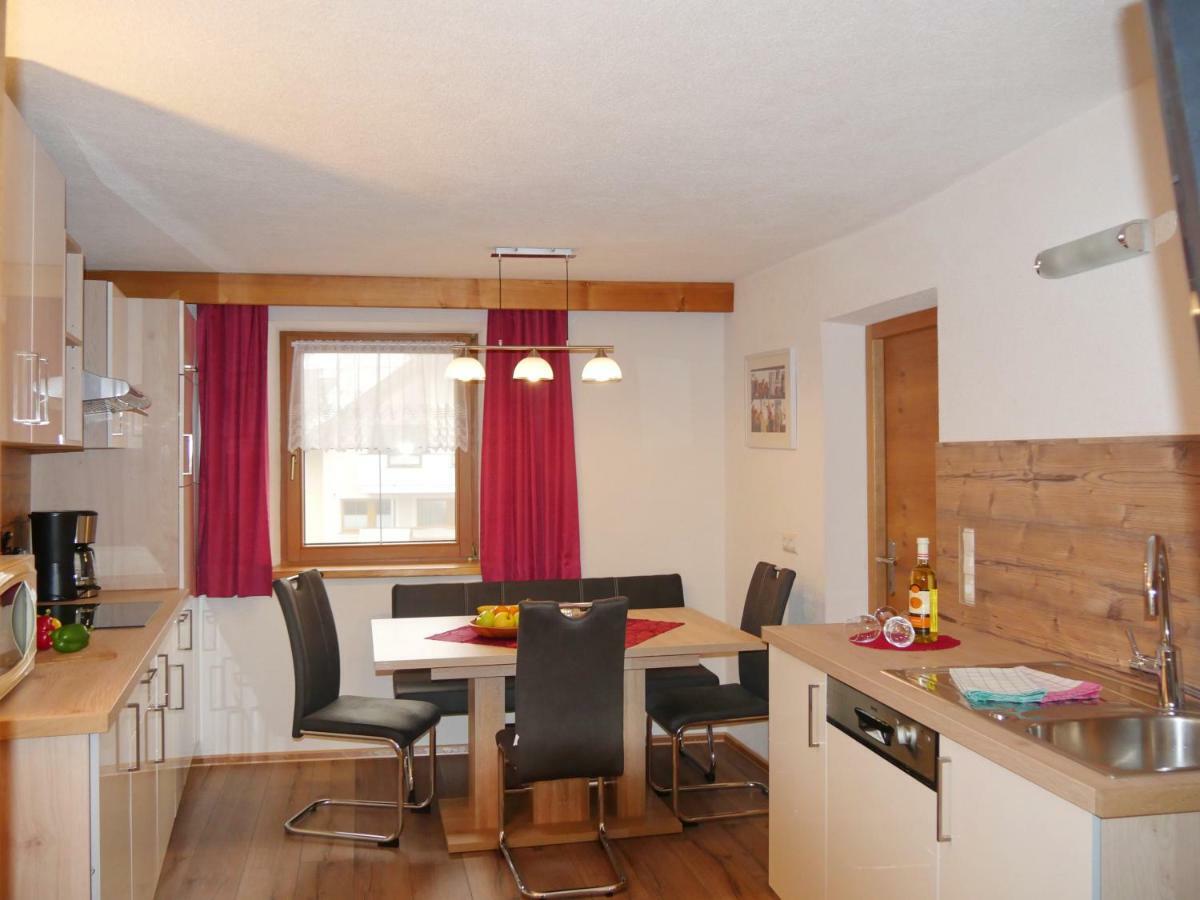 Haus Dilitz-Theiner - Bachbluete Apartamento Nauders Exterior foto